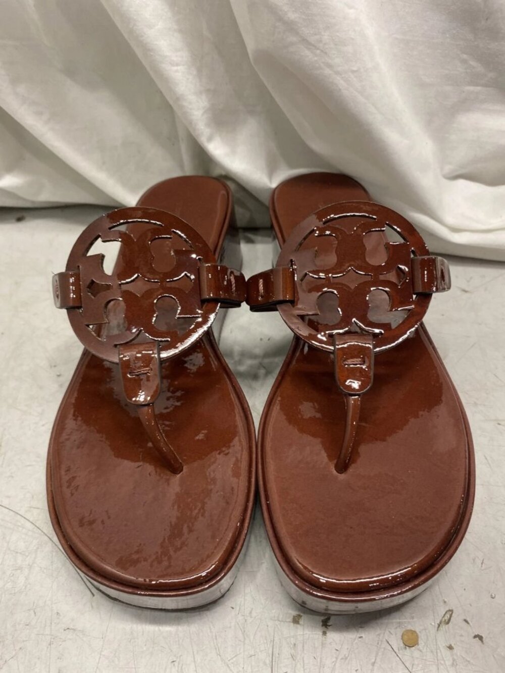 NEW TORY BURCH Miller Wedge 25MM Patent Leather Russet Brown US W6.5 - Picture 2 of 11